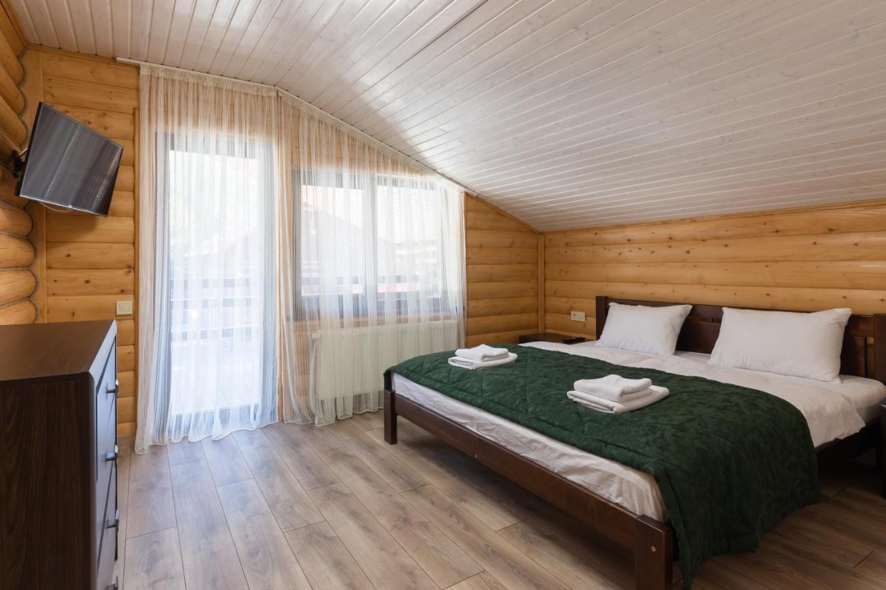 Bambetli Villa Tatariv Bagian luar foto