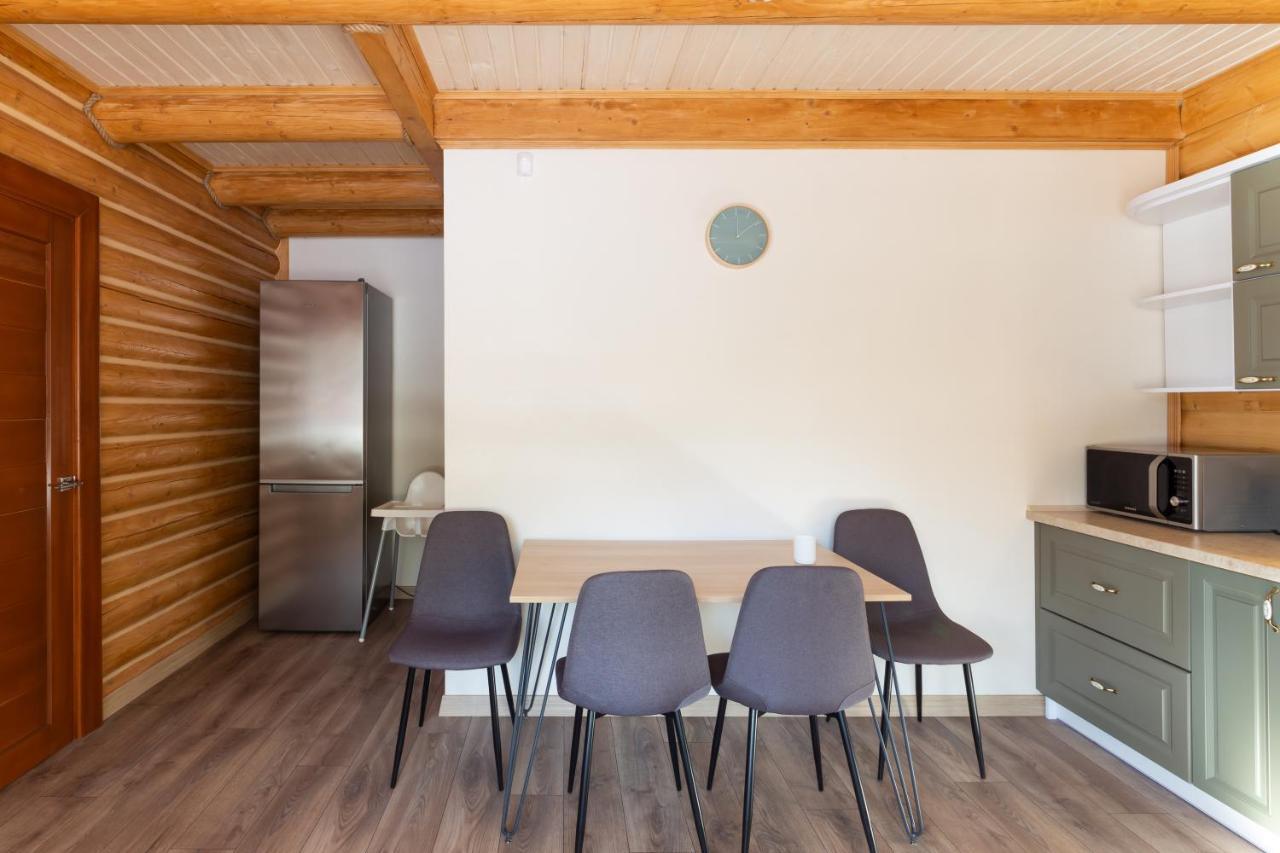 Bambetli Villa Tatariv Bagian luar foto