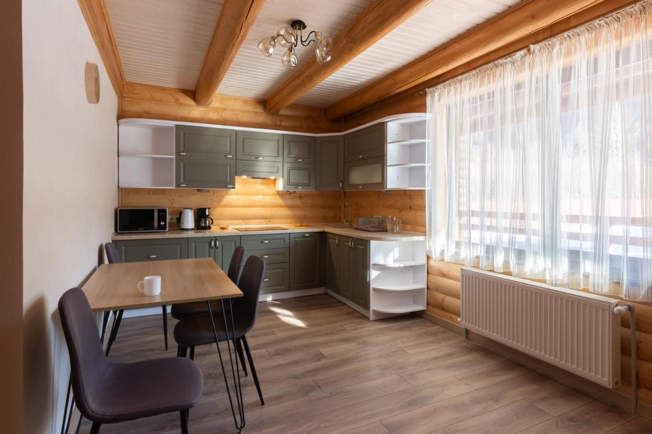 Bambetli Villa Tatariv Bagian luar foto